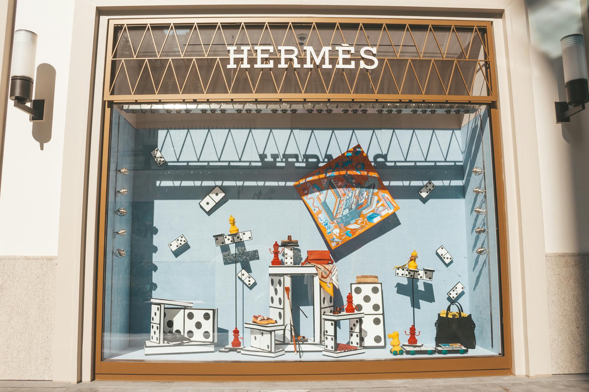 bal harbour shops luxury boutique window
