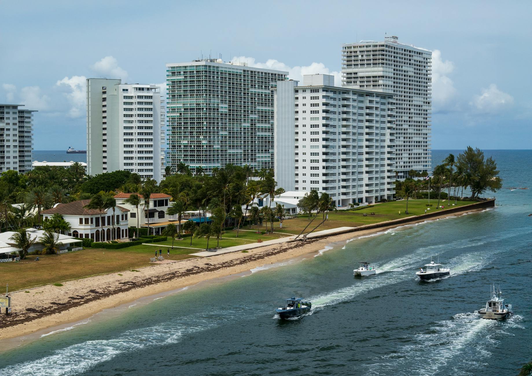 Fort Lauderdale beach with palm trees