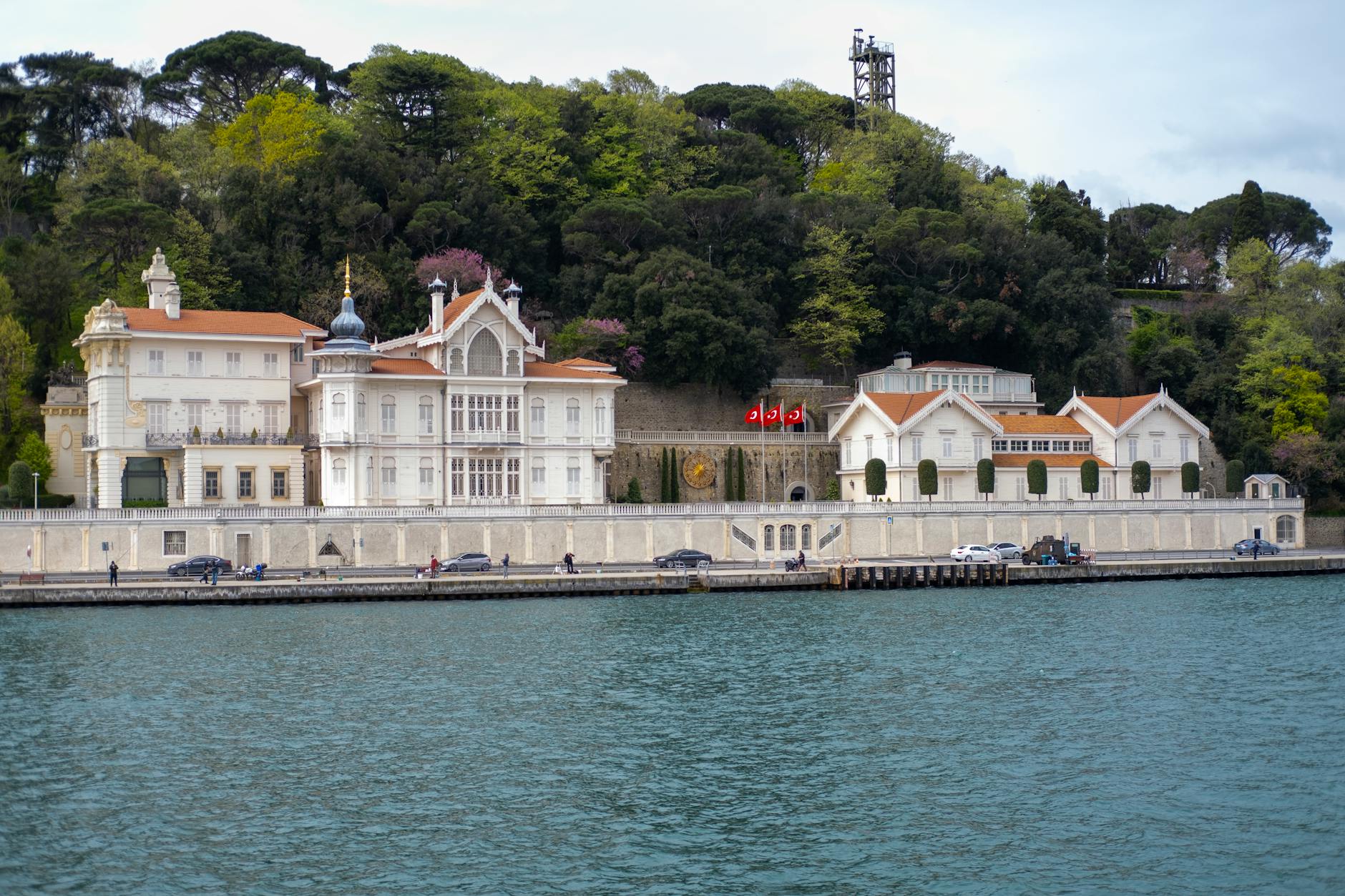 Waterfront mansion on Star Island visible from a Miami celebrity boat tour