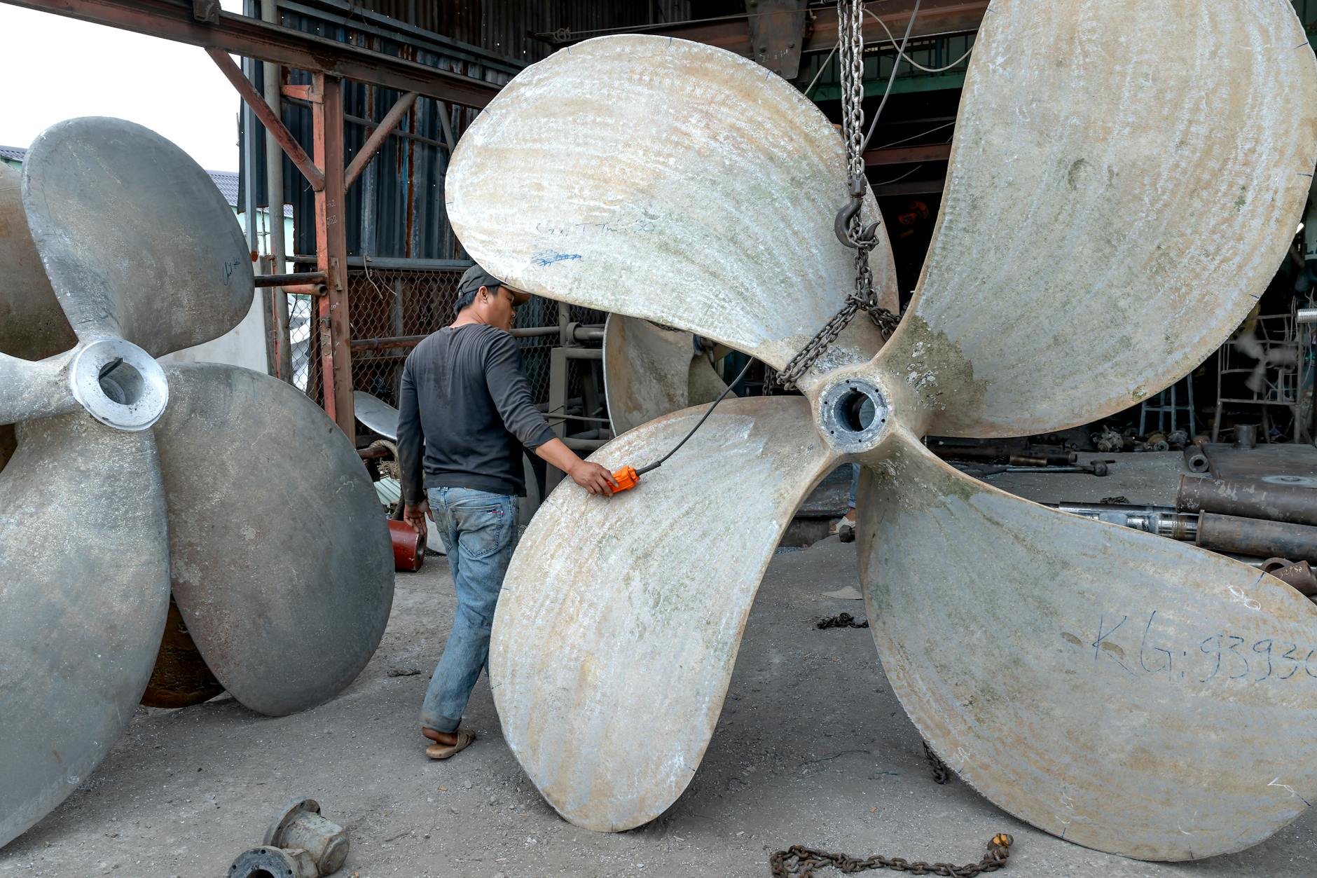 everglades airboat tours fan propeller