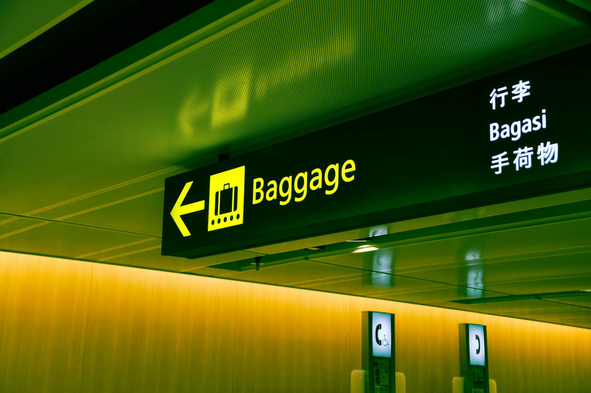 miami airport guide terminal signs