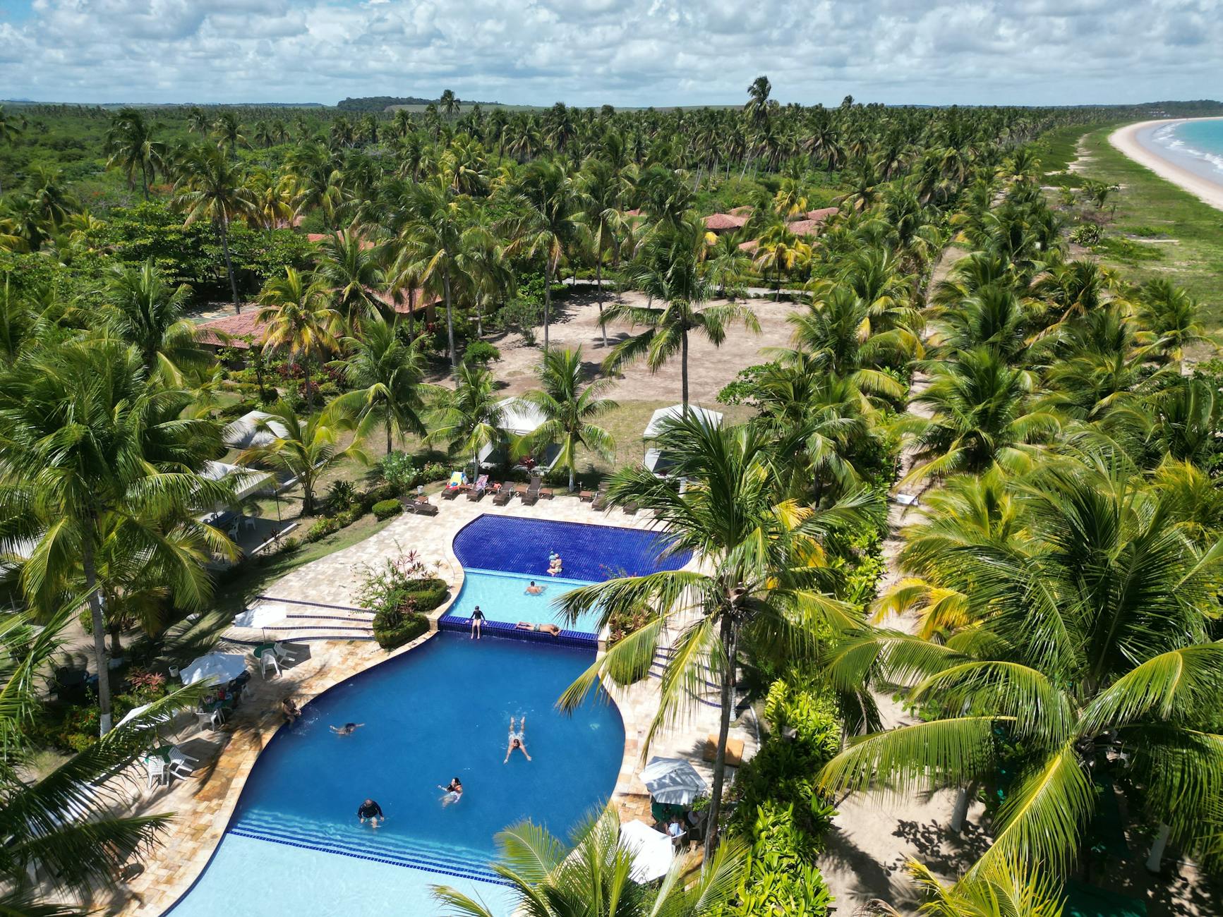 miami to bahamas day trip resort pool