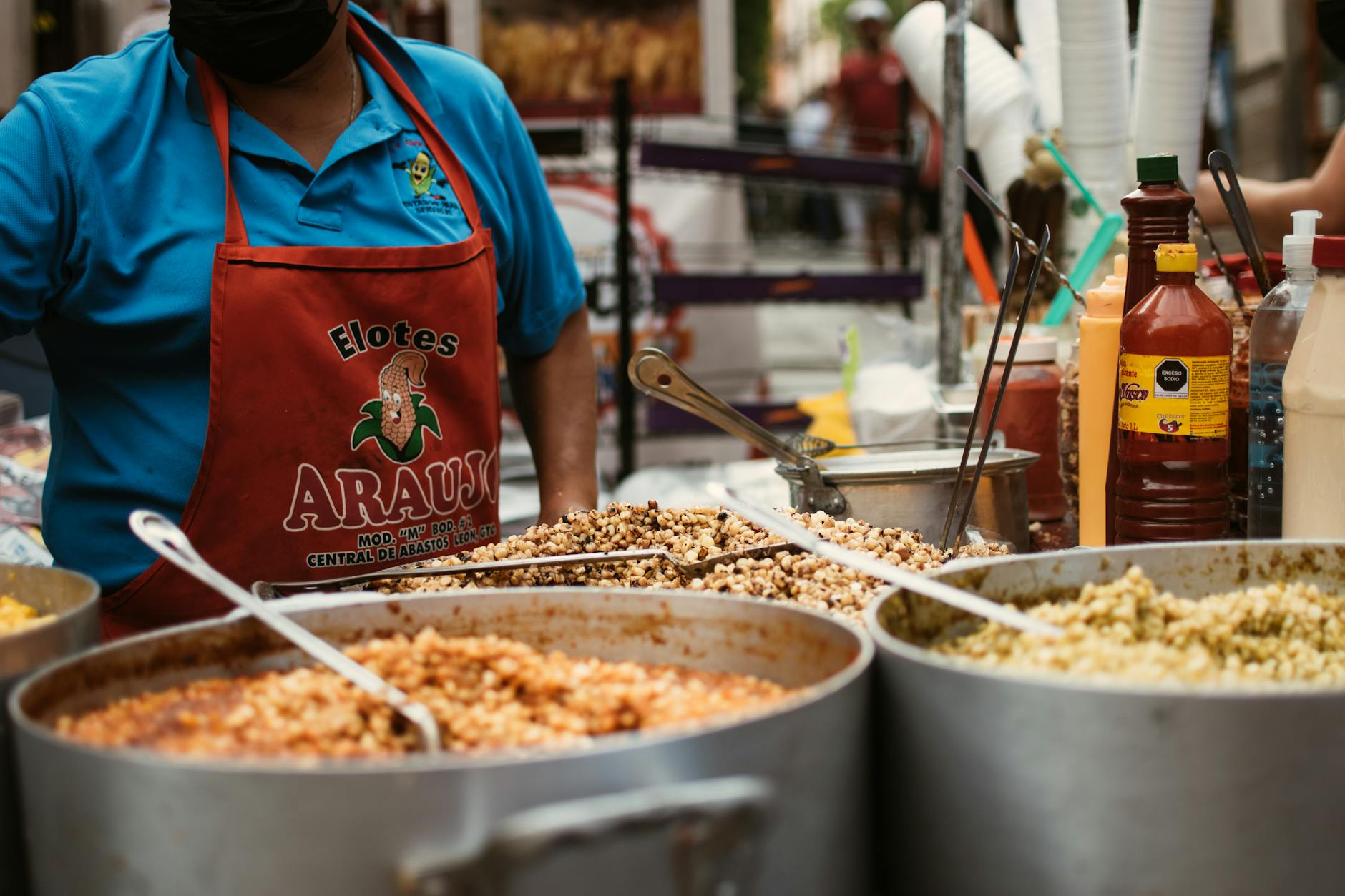 calle ocho festival miami latin food vendors