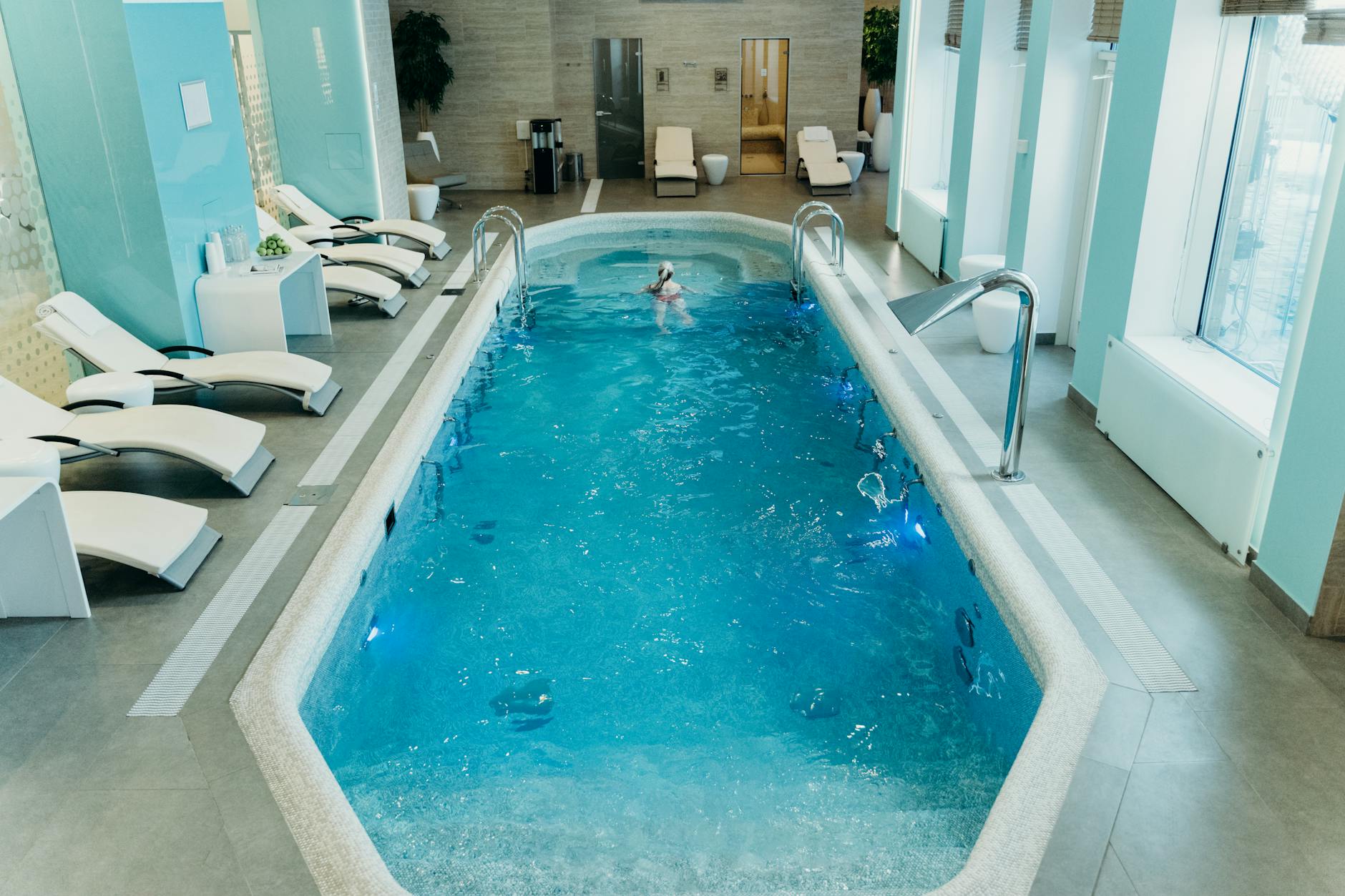 couples spa miami hydrotherapy pool