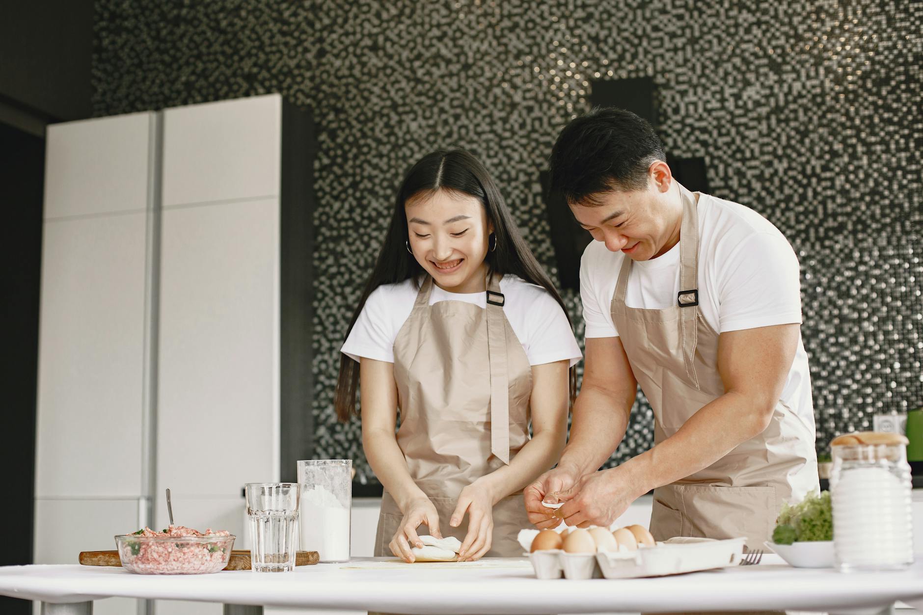 date night miami cooking class couple