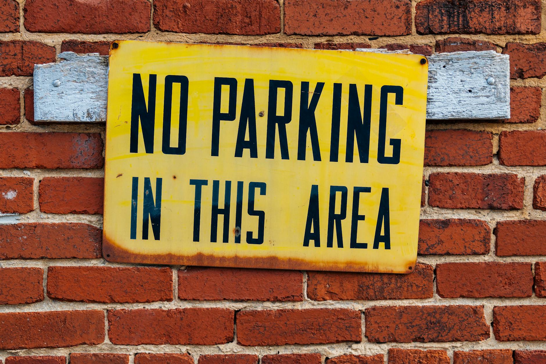 parking in miami beach restriction signs
