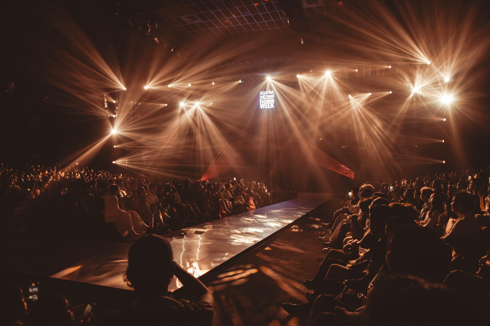 miami swim week show audience