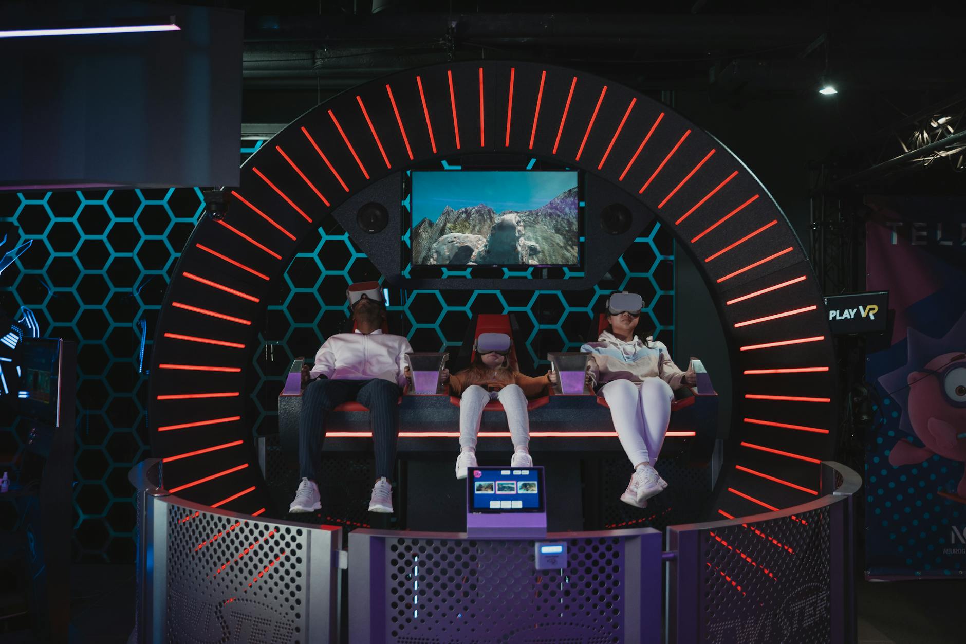 miami with teenagers arcade vr games