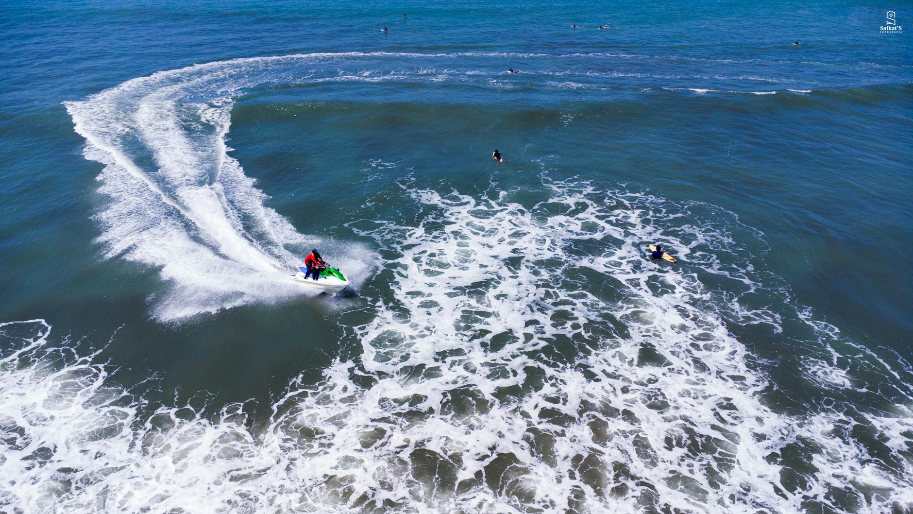 miami with teenagers jet ski watersport